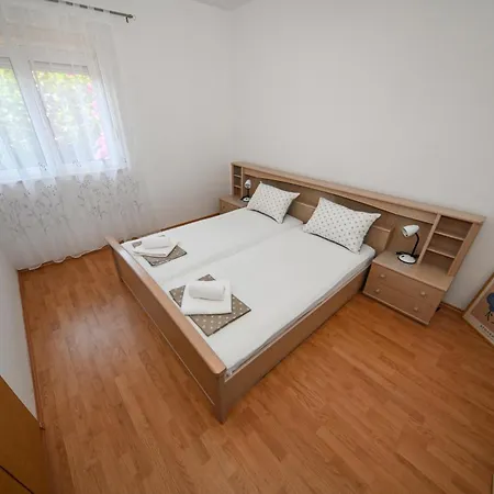 Pensjonat Light - With Air Conditioning Zadar